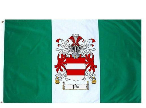 Pio family crest coat of arms flag